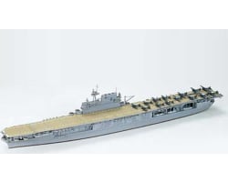 1/700 Enterprise Carrier Plastic Model Kit photo