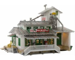 N Built-Up H & H Feed Mill photo