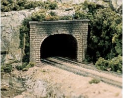 HO Double Tunnel Portal Cut Stone photo