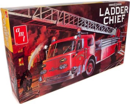 1/25 American LaFrance Ladder Chief Fire Truck photo