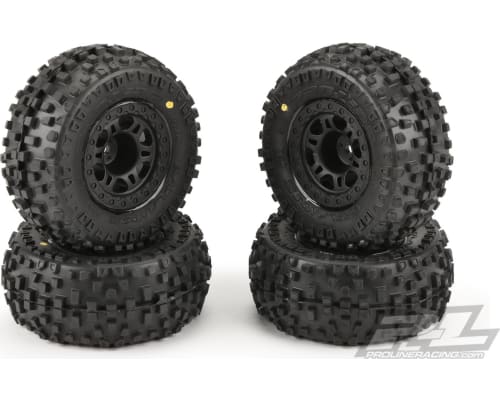 Badlands SC 2.2”/3.0” M2 (Medium) Slash 2WD Front and Rear (4) photo