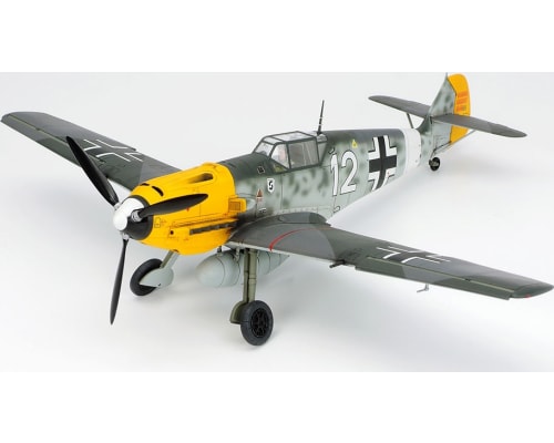 1/48 Messerschmitt Bf109E-4/7 Trop Plastic Model Kit photo