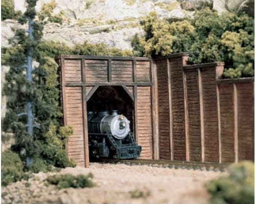 HO Single Tunnel Portal Timber photo