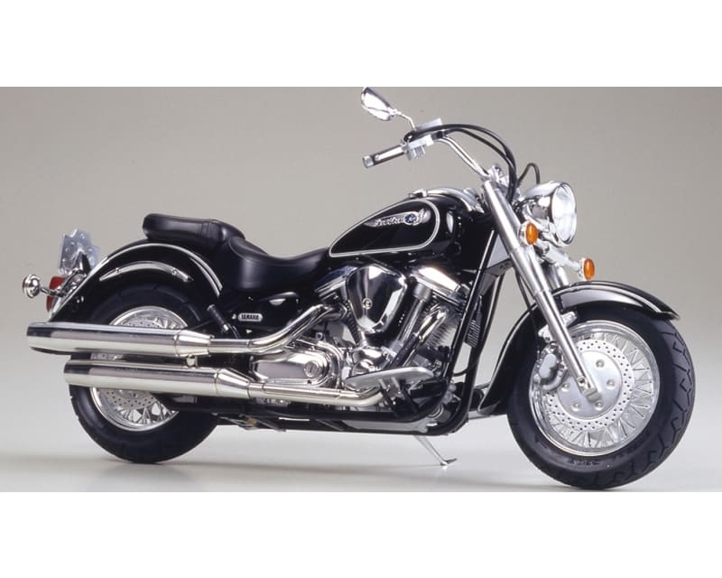 Yamaha Xv1600 Road Star 1:12 Scale Plastic Model Kit