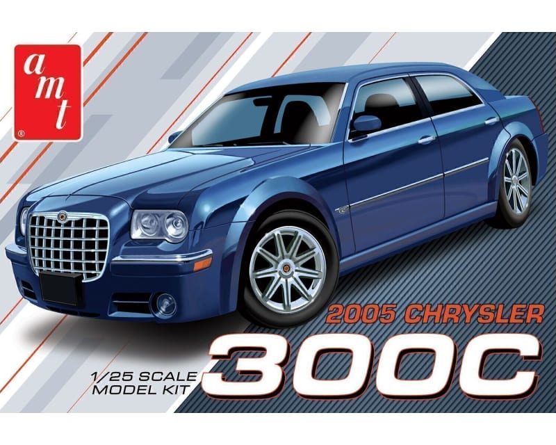 1/25 2005 Chrysler 300c Plastic Model Kit