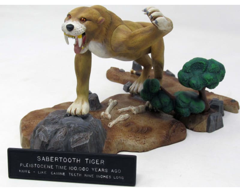 1/13 Prehistoric Scenes Saber Tooth Tiger Plastic Model Kit