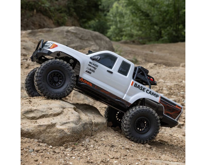 1/10 SCX10 III Base Camp 4X4 Rock Crawler Brushed RTR White