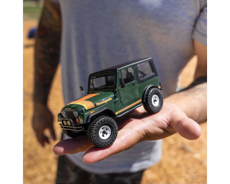 Tap to zoom 1/30 SCX30 Jeep CJ-7 Renegade 4X4 RTR Rock Crawler Green