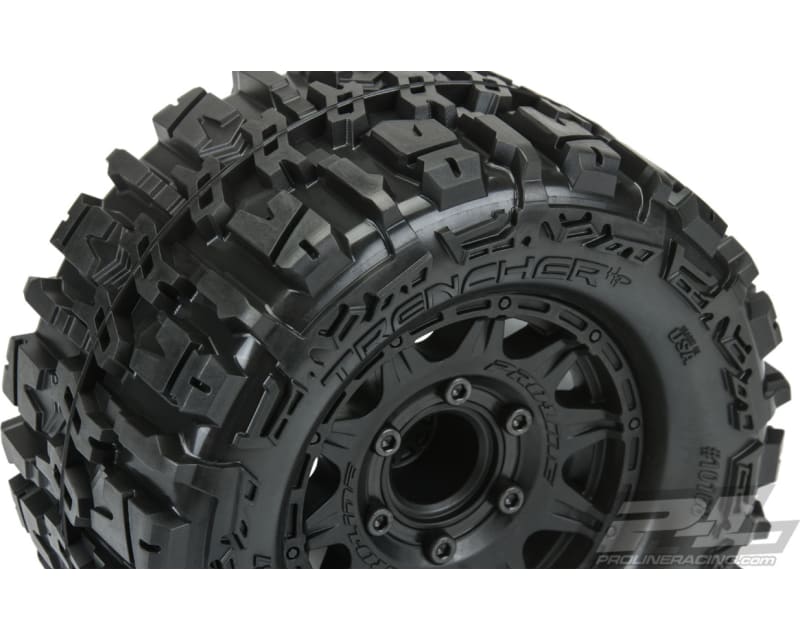 Trencher Hp 2.8 All Terrain Belted Truck Tires Mounted On Raid B