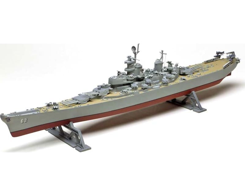1/535 USS Missouri Battleship photo