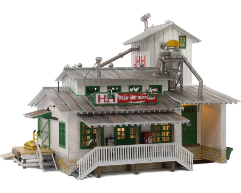 HO Built-Up H & H Feed Mill