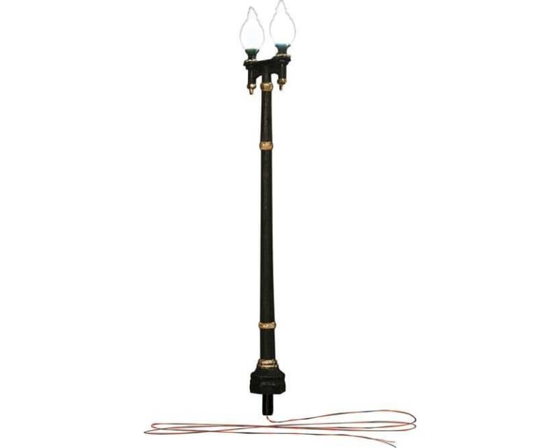 O Street Lights Double Lamp Post 2