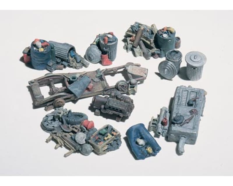 HO Assorted Junk Piles