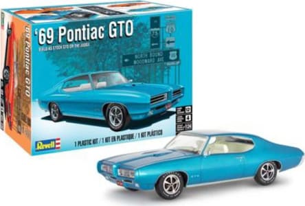 Revell RMX14530 - 1/24 69 Pontiac GTO Plastic Model Kit