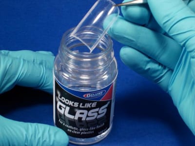 Deluxe Materials DLMBD67 - Looks Like Glass