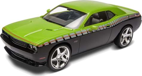 Revell RMXS4398 - discontinued 1/25 Foose Challenger SRT8
