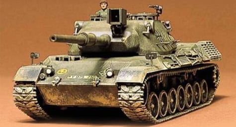 Tamiya USA TAM35064 - 1/35 German Leopard Tank