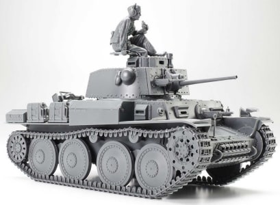 Tamiya USA TAM35369 - 1/35 German Lt Tank Panzerkampfwagen 38t Ausf E/F