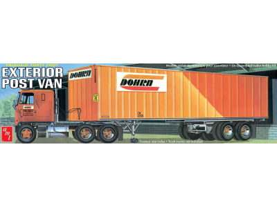 AMT1357 1 / 25 Fruehauf 40ft Exterior Trailer Plastic Model Kit