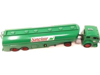 AANH1402 1 / 48 Vintage White Gasoline Truck Sinclair Us Army Plastic Kit