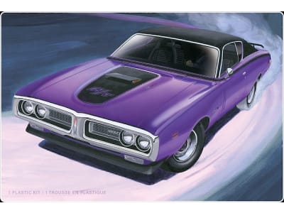 AMT1442 1 / 25 1971 Dodge Hemi Charger R / T Plastic Model Kit