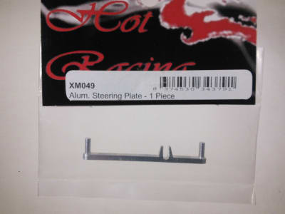 XM04906 Blue alum. steering plate