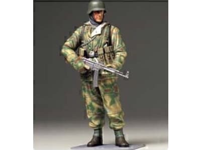 TAM36304 1 / 16 Wwii German Infantryman Plastic Model