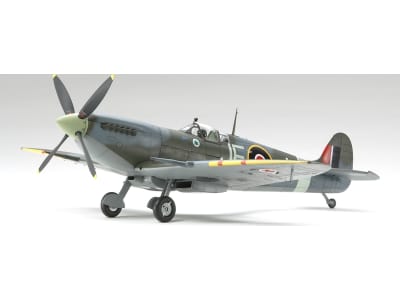 TAM60319 1 / 32 Supermarine Spitfire Mk.IXc Plastic Model Airplane Kit