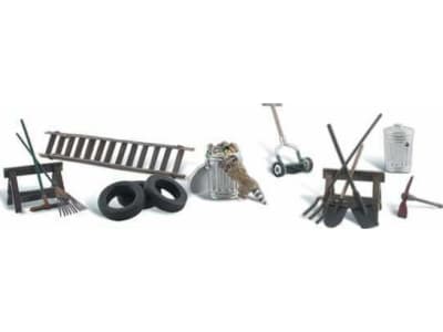 WOOA1928 HO Garage Treasures