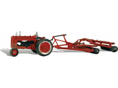 WOOAS5564 HO Disc and Tractor