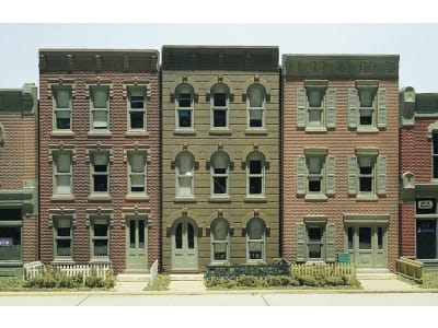 WOO11400 1 / 87 Townhouse Flats - 3 Fronts Only - HO Scale Kit