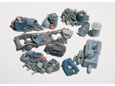 WOOD205 HO Assorted Junk Piles
