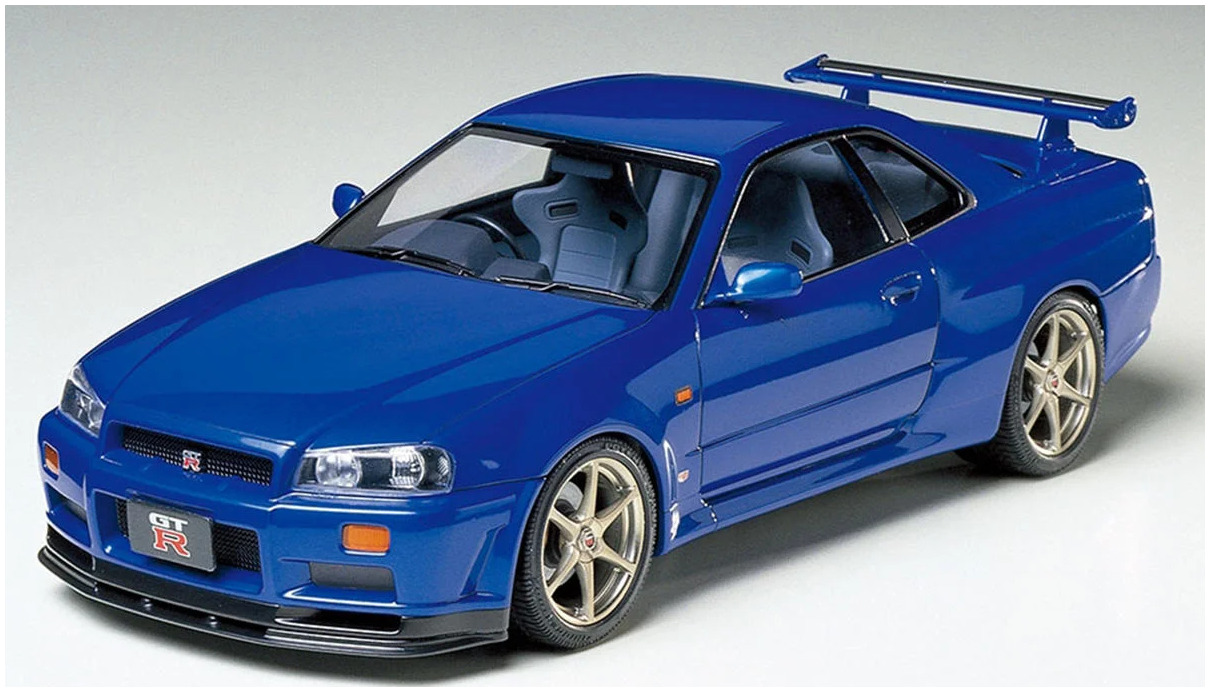 新品クリアケース1/24スカイラインGT-R（BNR34）美品 新品クリアケース1/24スカイラインGT-R（BNR34）美品 新品クリアケース