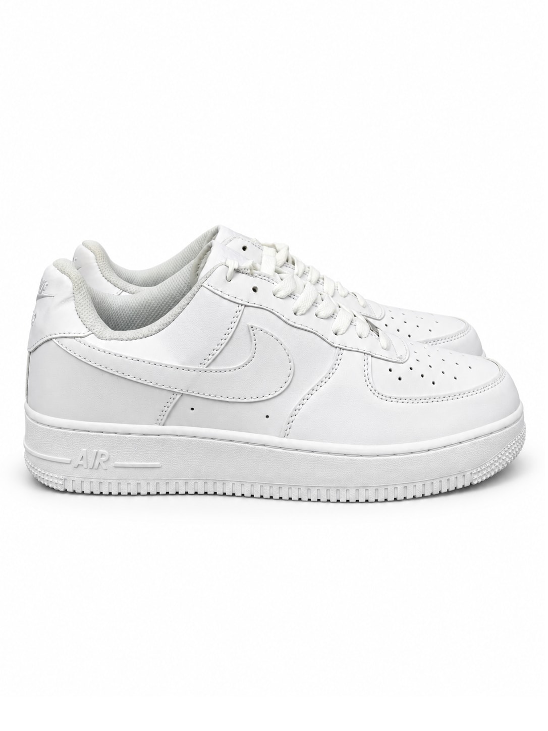 NIKE AIR FORCE 1 '07 — WHITE