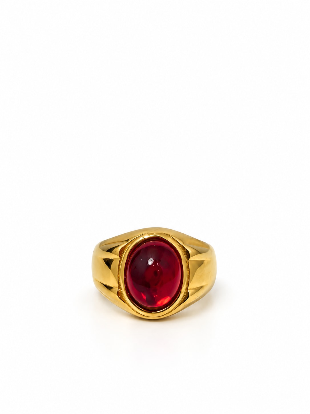 RED OVAL STONE CLASSIC GOLD-TONE RING