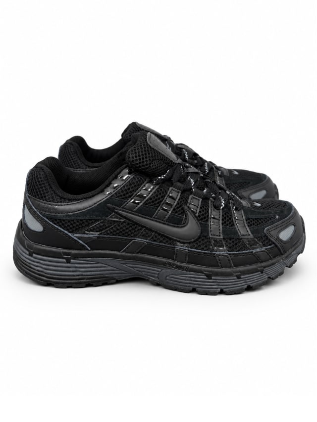 NIKE P-6000 — BLACK / GREY
