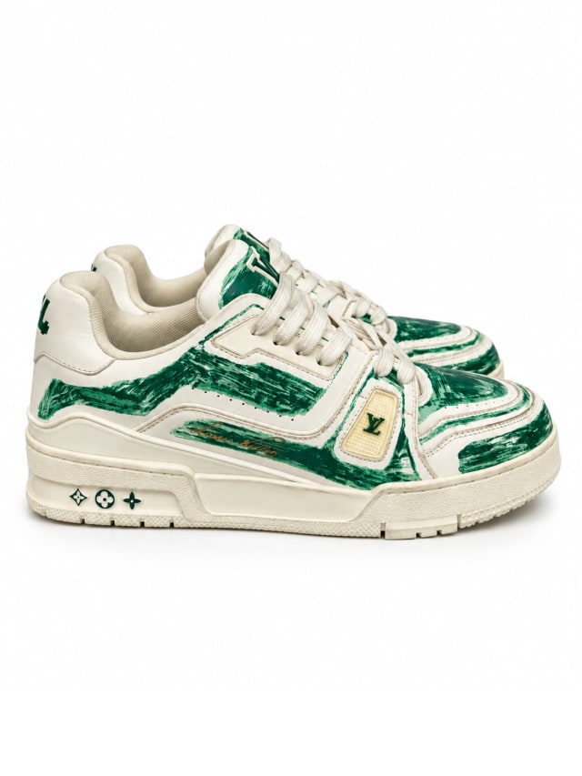 LOUIS VUITTON LV TRAINER SNEAKER — GREEN / WHITE