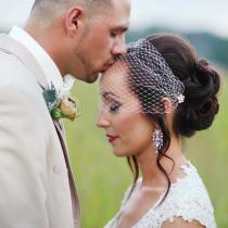 Brautfrisuren mit Fascinator - GildedShadows via Etsy 2