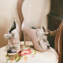 Real Weddings - Goldfarbene Hochzeit im Winter - Onelove Photography (1)