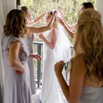 Real Wedding = Sommerliche BBQ-Hochzeit im Innenhof = 8KaitieBrainerdPhotography