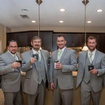 Junggesellenabschied Falkensee bei Berlin - Maenner im Anzug - Our Day Wedding Photography