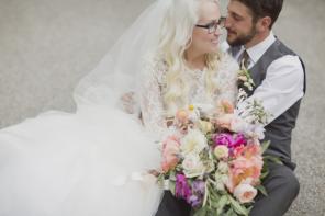 Real Wedding - Fröhliche Hochzeit im Garten - 39