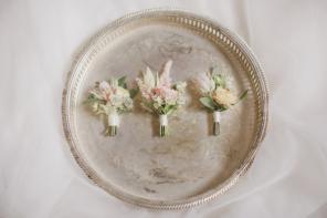 Real Wedding - Fröhliche Hochzeit im Garten - 05