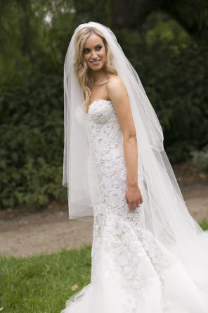 Real Wedding - Moderne Hochzeit in Weiß - 16