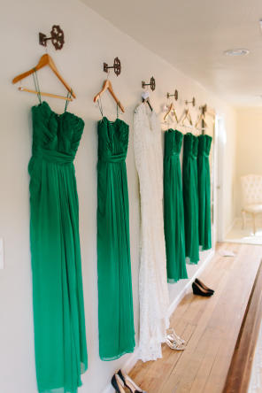 Real Wedding - Eindrucksvolle Hochzeit in Smaragdgrün - 04