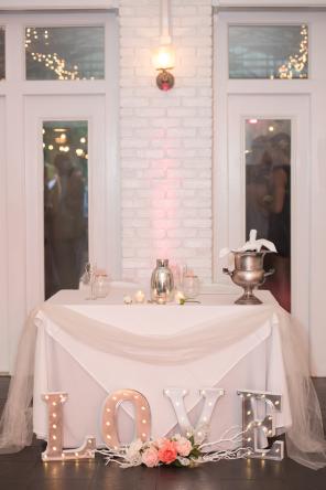 Real Wedding - Stimmungsvolle Gartenhochzeit in Familientradition - Corner House Photography 32