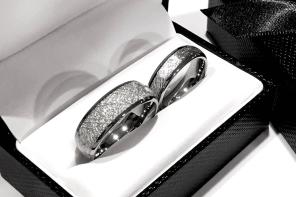 Ringe - Eheringe aus Carbon - RingsParadise via Etsy 19