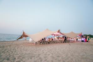 Real Weddings - Traumhafte Strandhochzeit mit perfektem Sonnenuntergang - HannaMonika Wedding Photography 61
