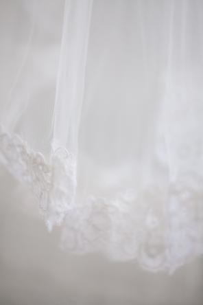 Real Wedding - Kate und Brian's farbenfrohe Hochzeit - Casey Hendrickson Photography 05