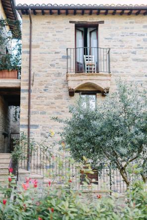 Real Weddings - Frühlingshochzeit im Familienkreis - Wedding Photographer Linda Pauline 01